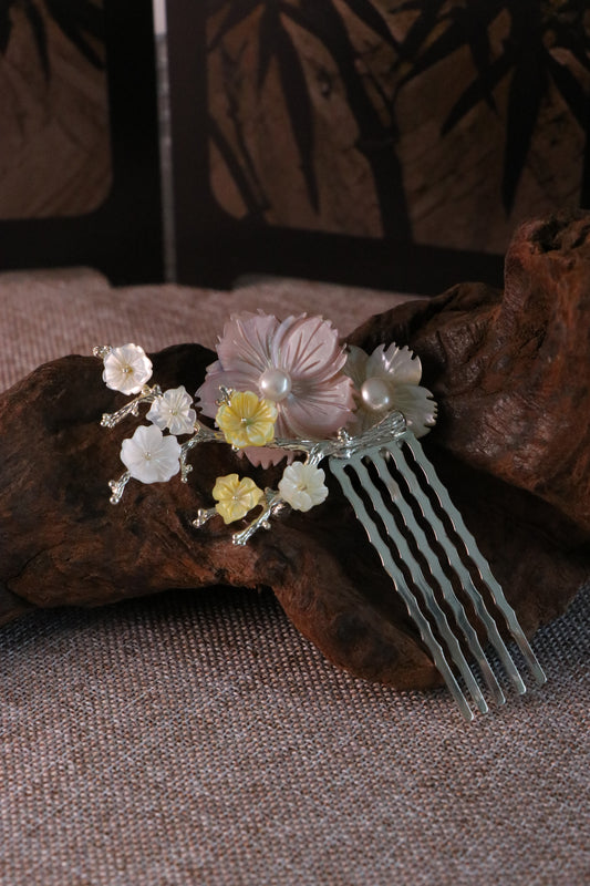 Blossom Mist Agate Hairpin 春曉貝語瑪瑙簪