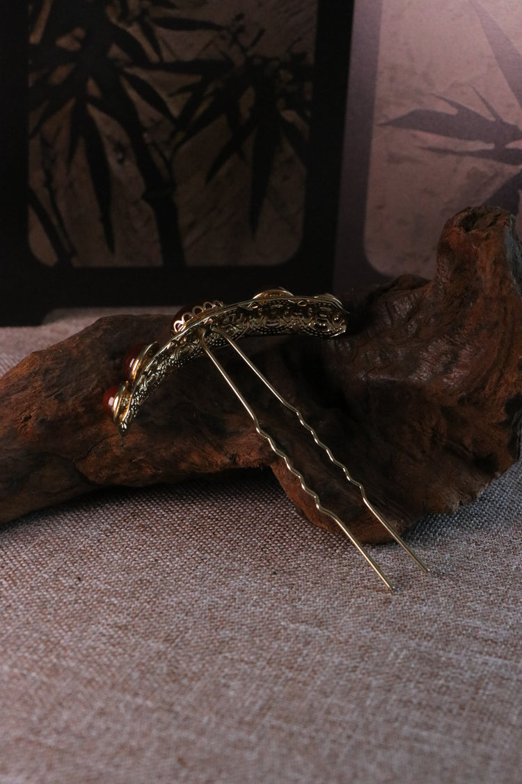 Crested Light Agate Hairpin 金嶺浮光瑪瑙簪