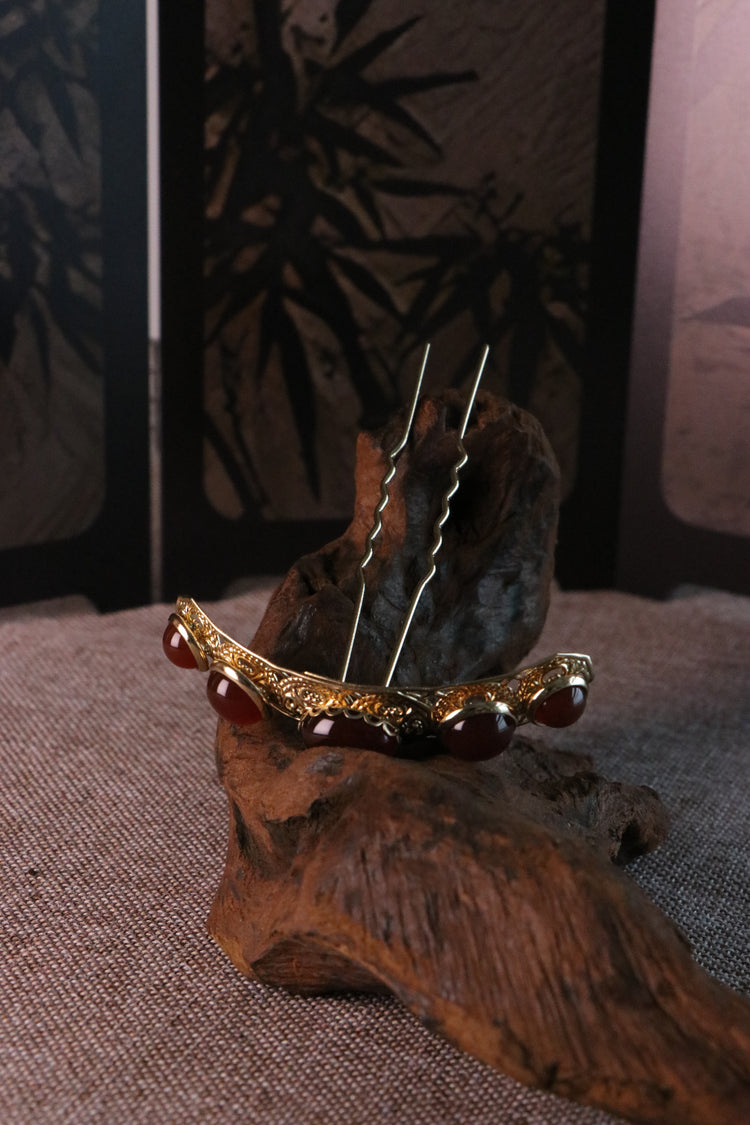 Crested Light Agate Hairpin 金嶺浮光瑪瑙簪