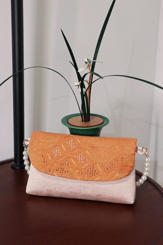 Sun Peach Silk Clutch 曙桃真絲手包