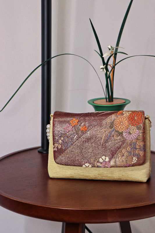 Amber Grove Brocade Clutch 琥光錦林手包