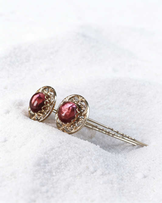 Crimson Bloom Hairpins 紅寶浮華雙髮卡