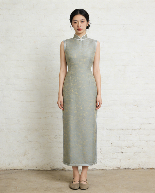 Silver-Backed Gold Pine Jacquard Qipao with Double Edging 銀底金松提花雙緄邊旗袍