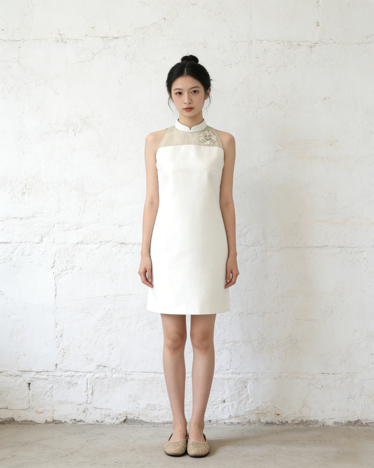 Golden Silk Embroidery Sheer White Short Qipao 金絲繡手繡紗白色短旗袍