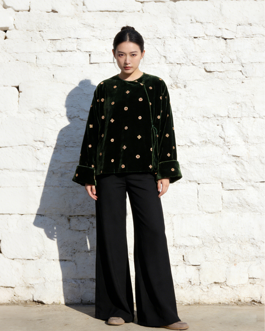 Green Baoxiang Motif Silk Velvet Top 綠色寶相紋絲絨上衣
