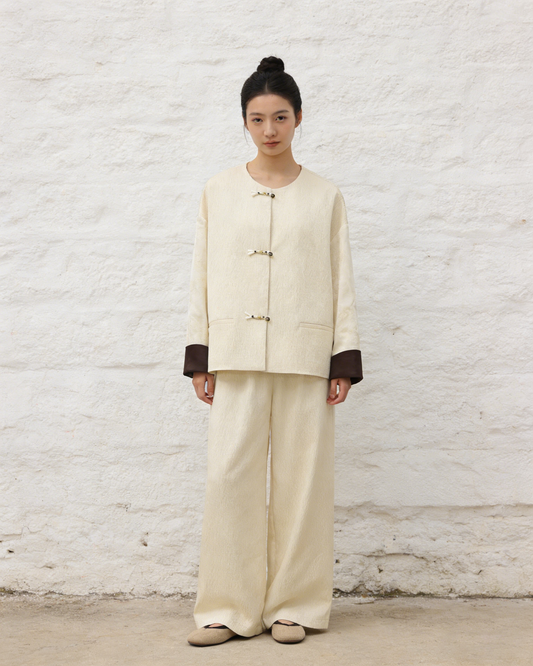 Almond Hue Acetate-Cotton Jacket with Arrow Knot Closures 杏色箭扣醋酸棉外套
