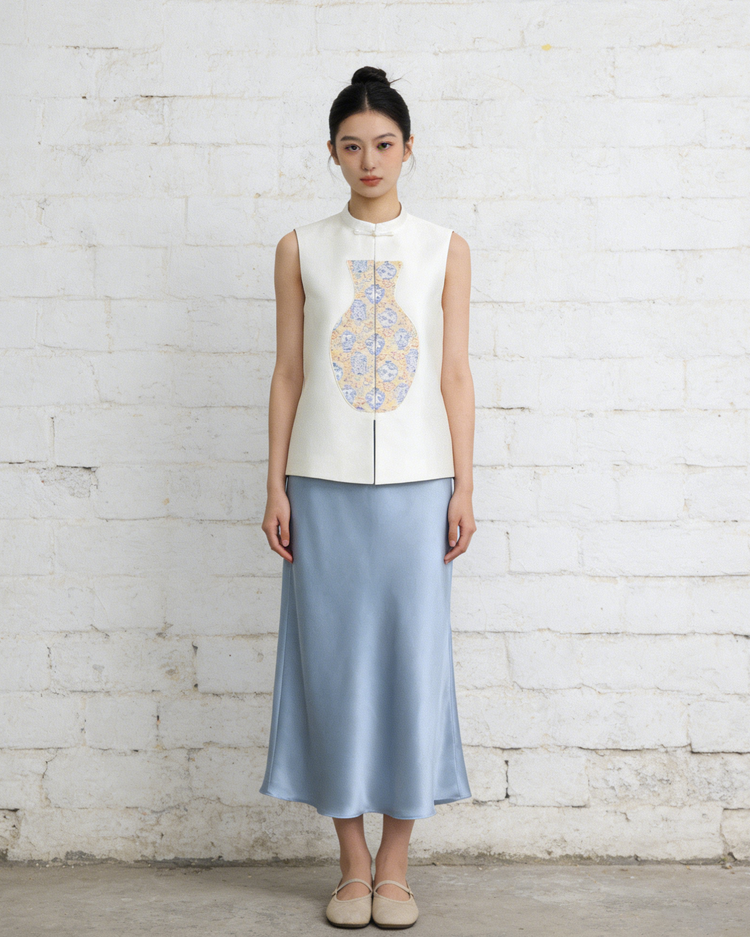 White Silk-Wool & Song Brocade Vase Vest 白色絲毛宋錦寶瓶馬甲
