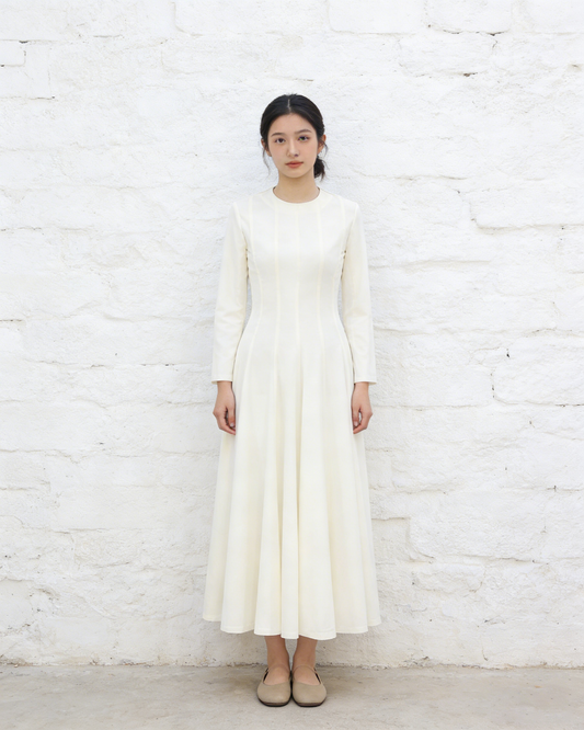 Moon White Long-Sleeve Gown 月白長袖禮服裙