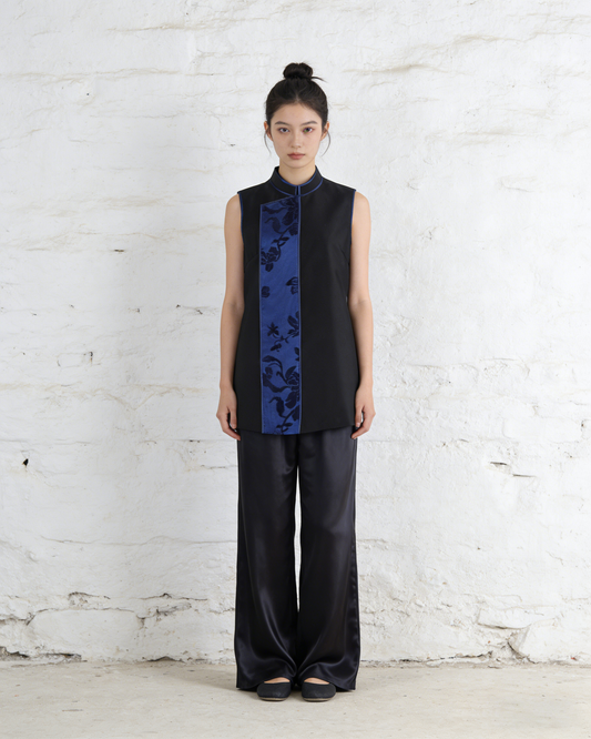 Ink Blue Crepe Zhang Velvet Vest 墨藍重䋓漳絨馬甲