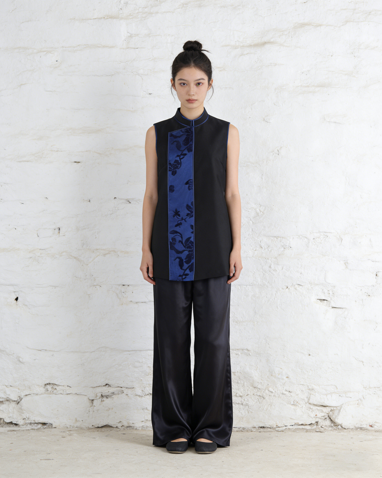 Ink Blue Crepe Zhang Velvet Vest 墨藍重䋓漳絨馬甲