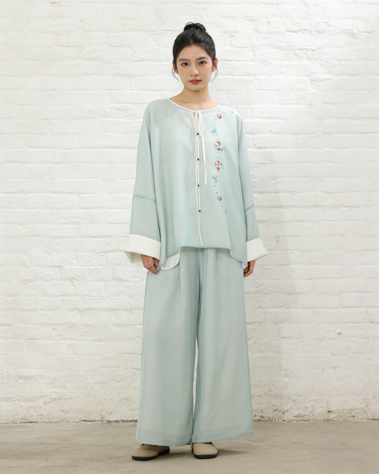 Pale Green Hand-Embroidered Sheer Blouse 淺綠手繡紗薄上衣